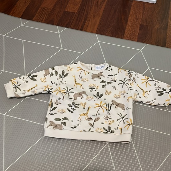 BNWT Zara 2-piece safari animal sweater and overall set - Picture 4 of 6